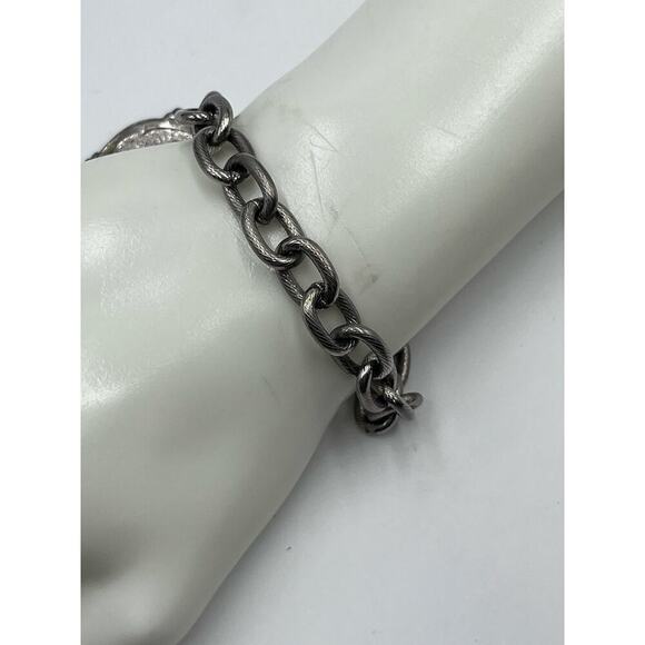 Susan Shaw Intaglio Cross Charm Chain Toggle Religious Faith Bracelet - Picture 10 of 12